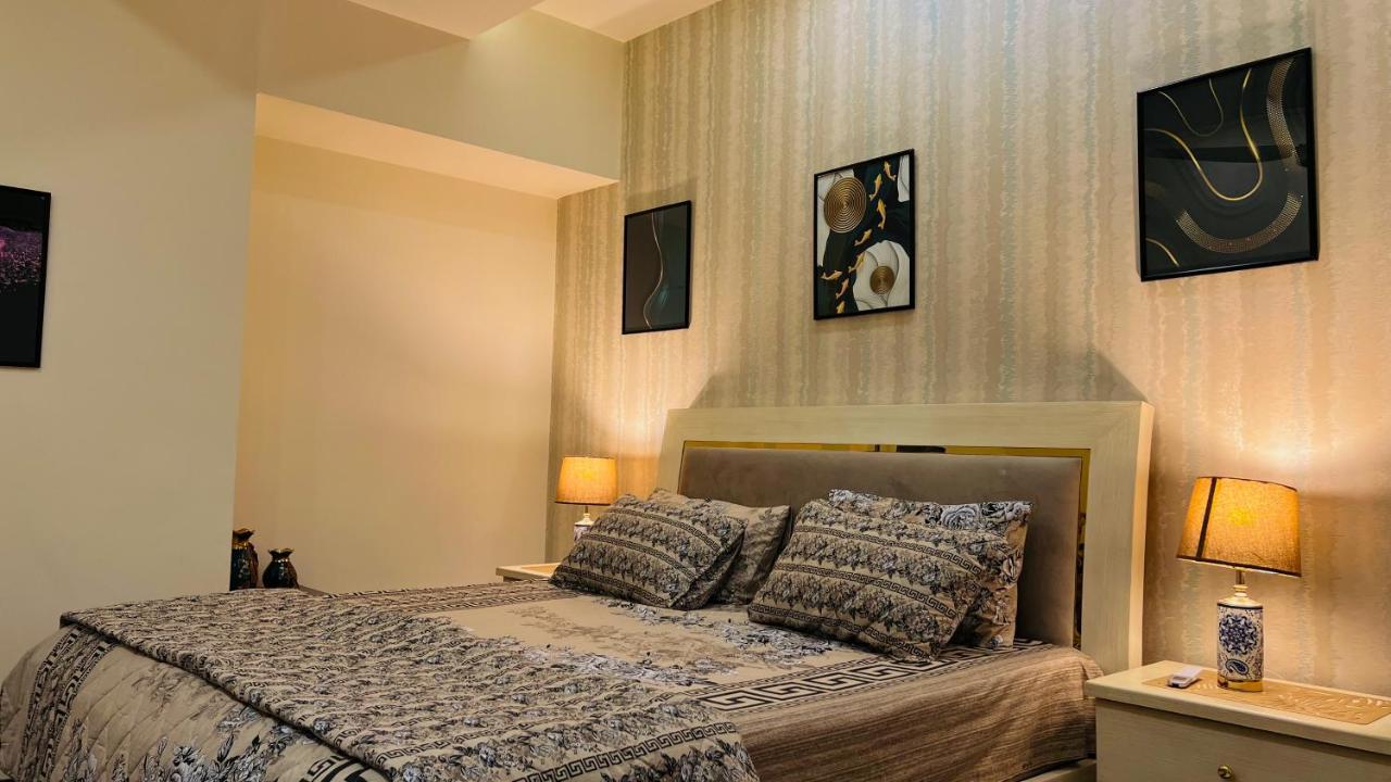 Sky Heights Luxury Apart Facing Centaurus Apartamento Islamabad Exterior foto