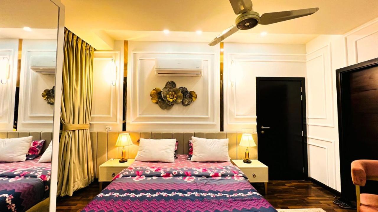 Sky Heights Luxury Apart Facing Centaurus Apartamento Islamabad Exterior foto