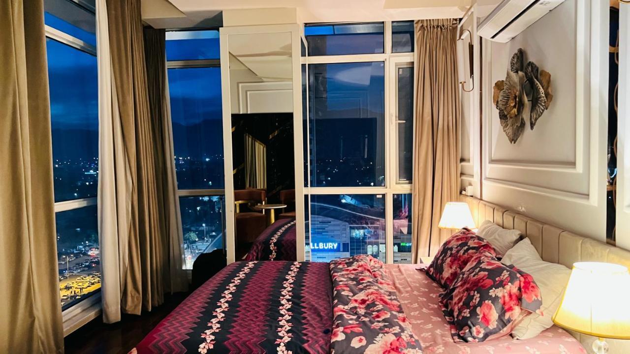 Sky Heights Luxury Apart Facing Centaurus Apartamento Islamabad Exterior foto